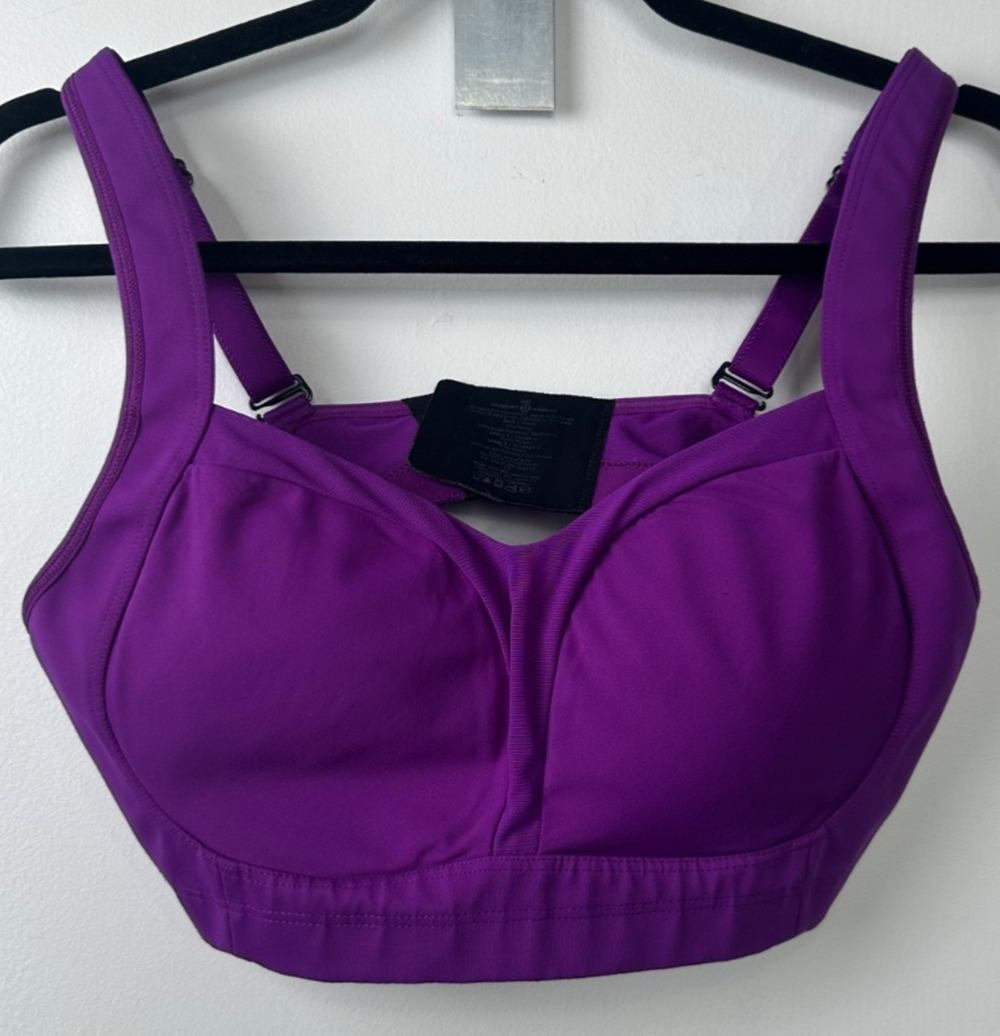 LULULEMON Ta Ta Tamer Purple Active Sports Bra Size 36D - Adjustable D31